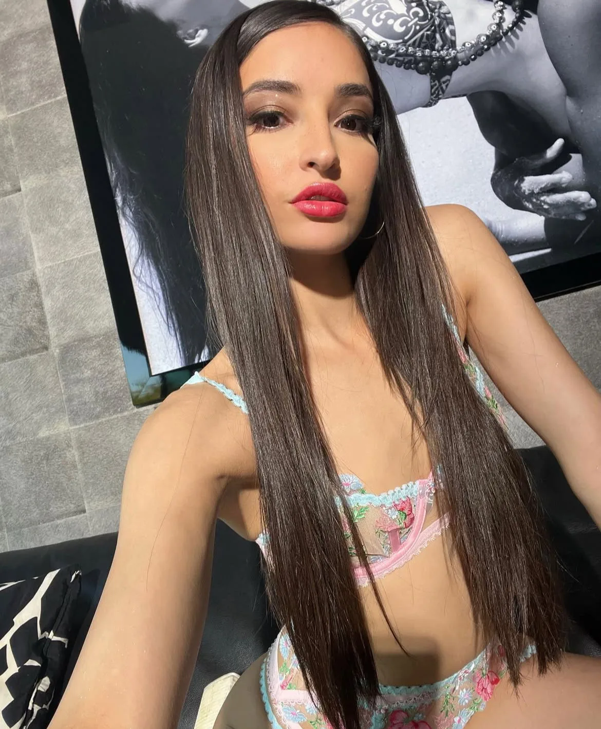 Valentina escort Exeter